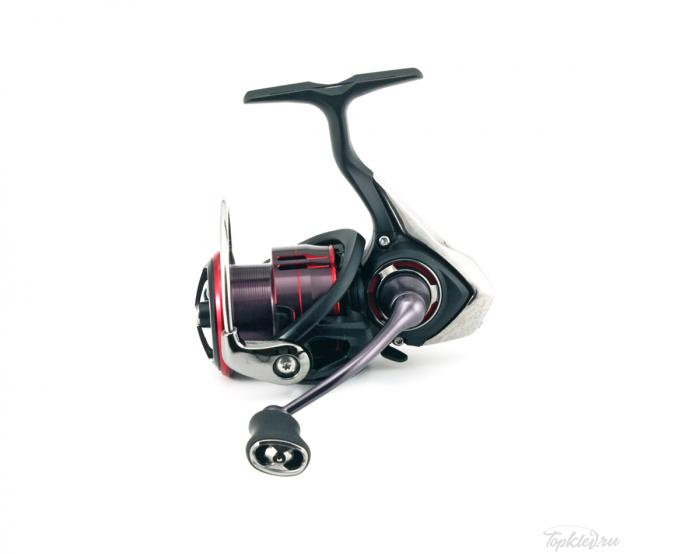Катушка безынерционная Daiwa 17 Fuego LT 4000D-C